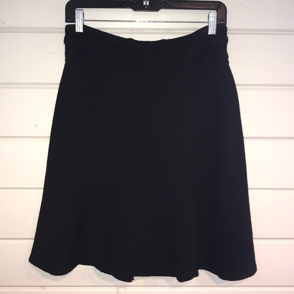 Wool skirt